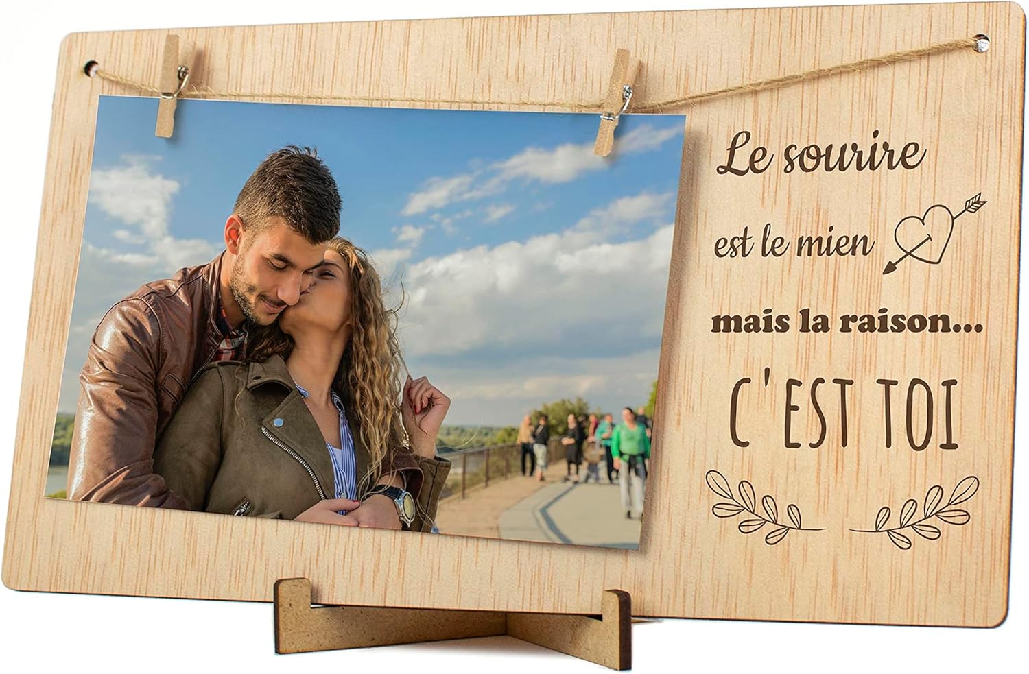 CONTRAXT Cadre album photo Saint Valentin. Cadre support tableau porte cadeaux détails idées originales bonne saint valentin amoureux pele mele photo mural corde pince bois Homme Femme (Couples FR)