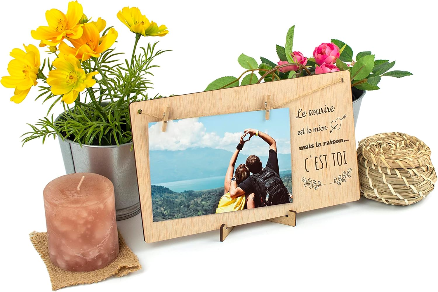 CONTRAXT Cadre album photo Saint Valentin. Cadre support tableau porte cadeaux détails idées originales bonne saint valentin amoureux pele mele photo mural corde pince bois Homme Femme (Couples FR)