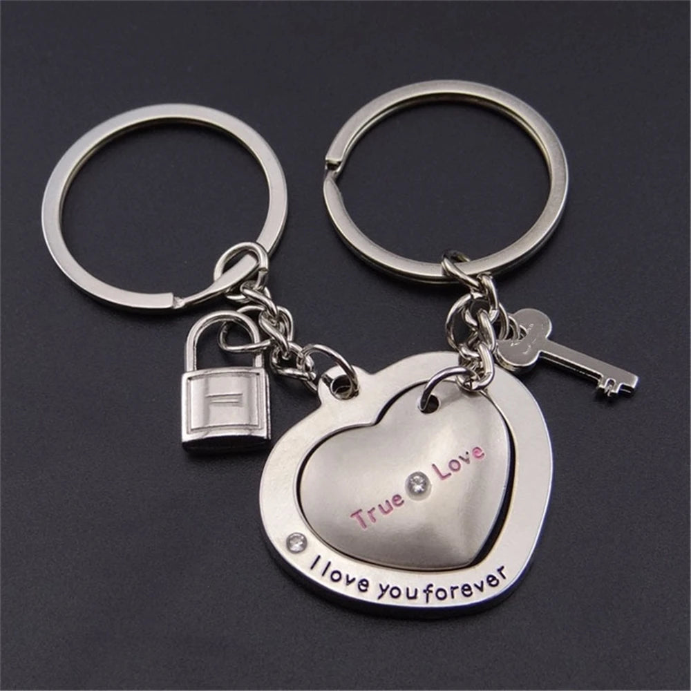 Ensemble de porte-clés coeur rouge en métal, pendentif de sac, je t'aime, cadeau de jour de Leon, petit ami, petite amie, couple, hommes, JOWomen, 2 pièces